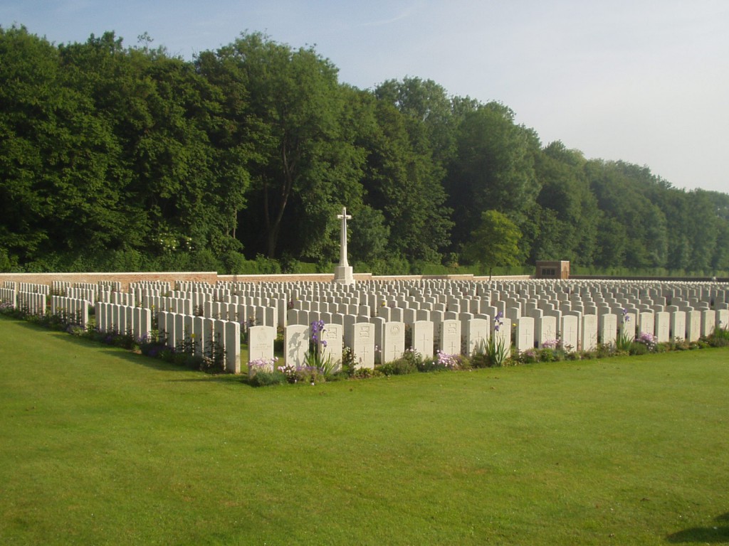 Tilloy British Cemetery, Tilloy-les-Mofflaines